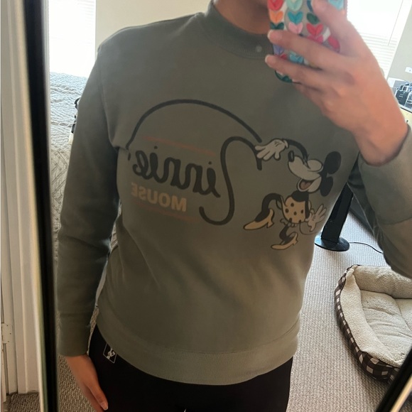 Disney Minnie‎ Sweater - Picture 1 of 5